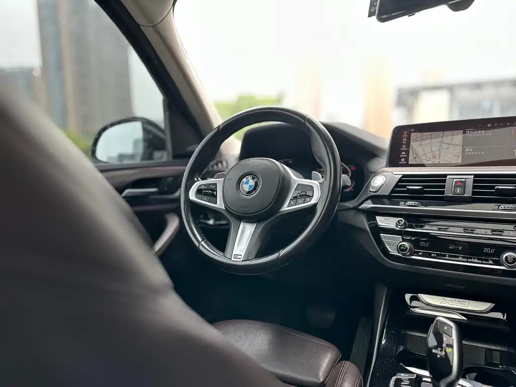 BMW X3 — фото 13