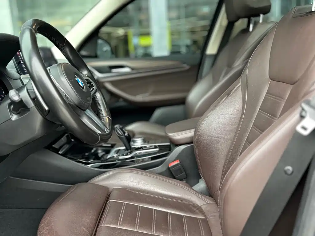 BMW X3 — фото 26