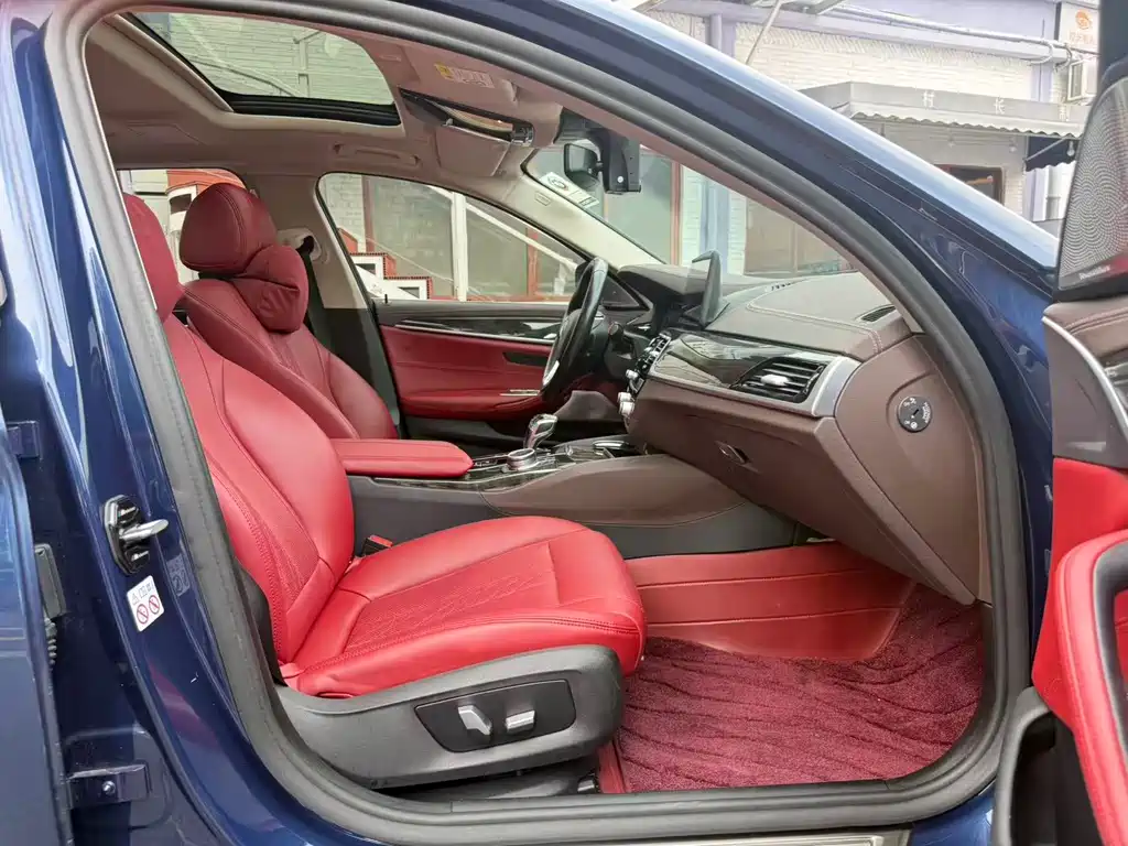 BMW 5 Series New Energy — фото 8