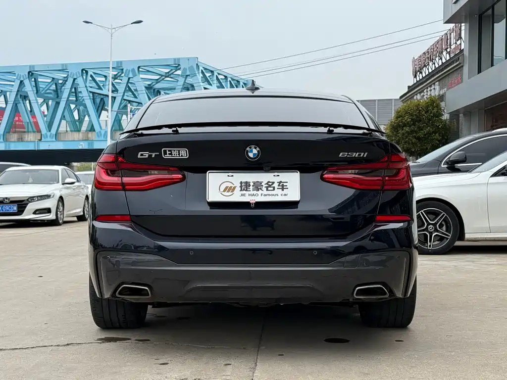 BMW 6 Series GT — фото 9