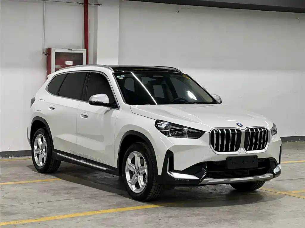 BMW X1 — фото 3