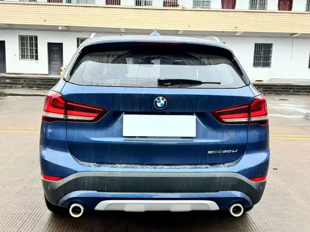 BMW X1 — фото 4