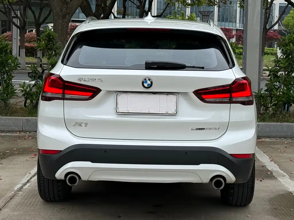BMW X1 — фото 4
