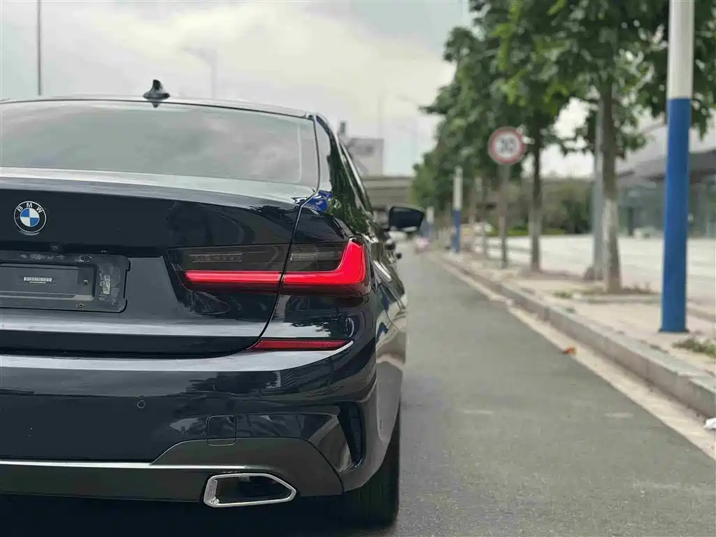 BMW 3 Series — фото 11
