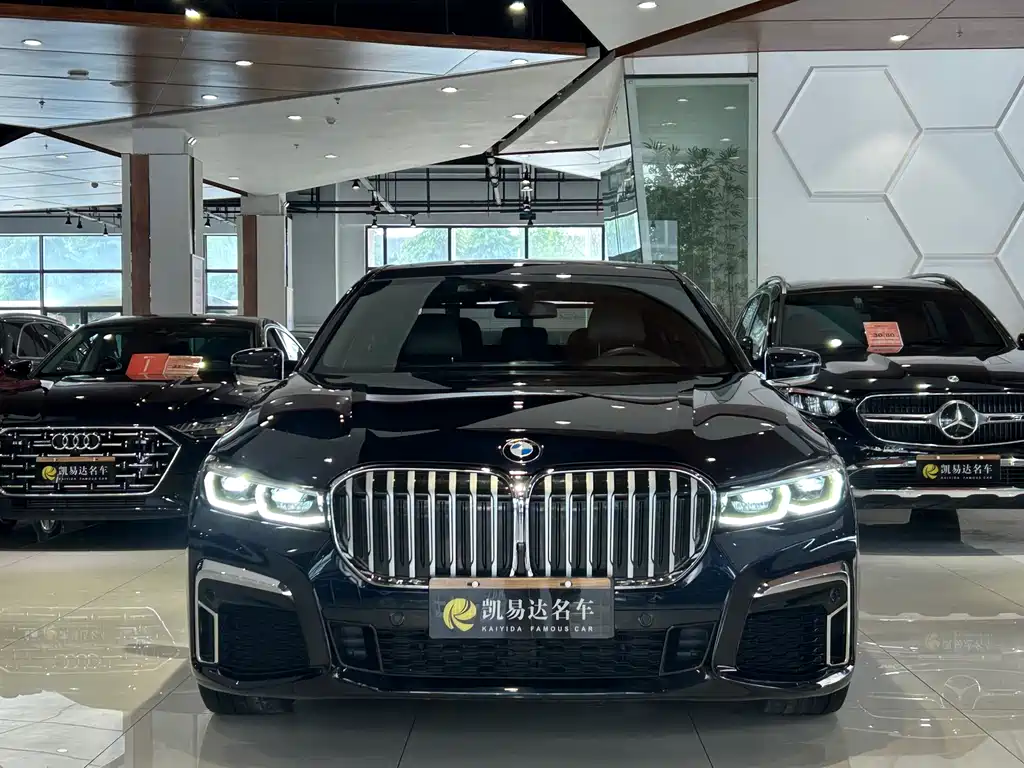 BMW 7 Series — фото 2