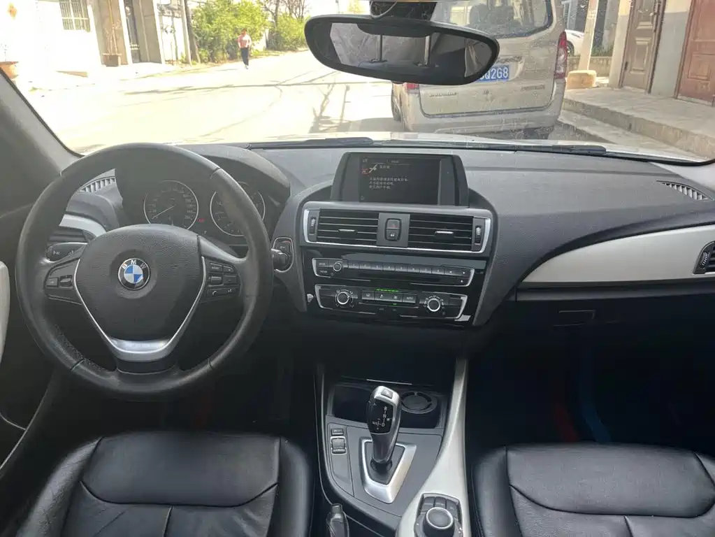 BMW 1 Series (Import) — фото 9