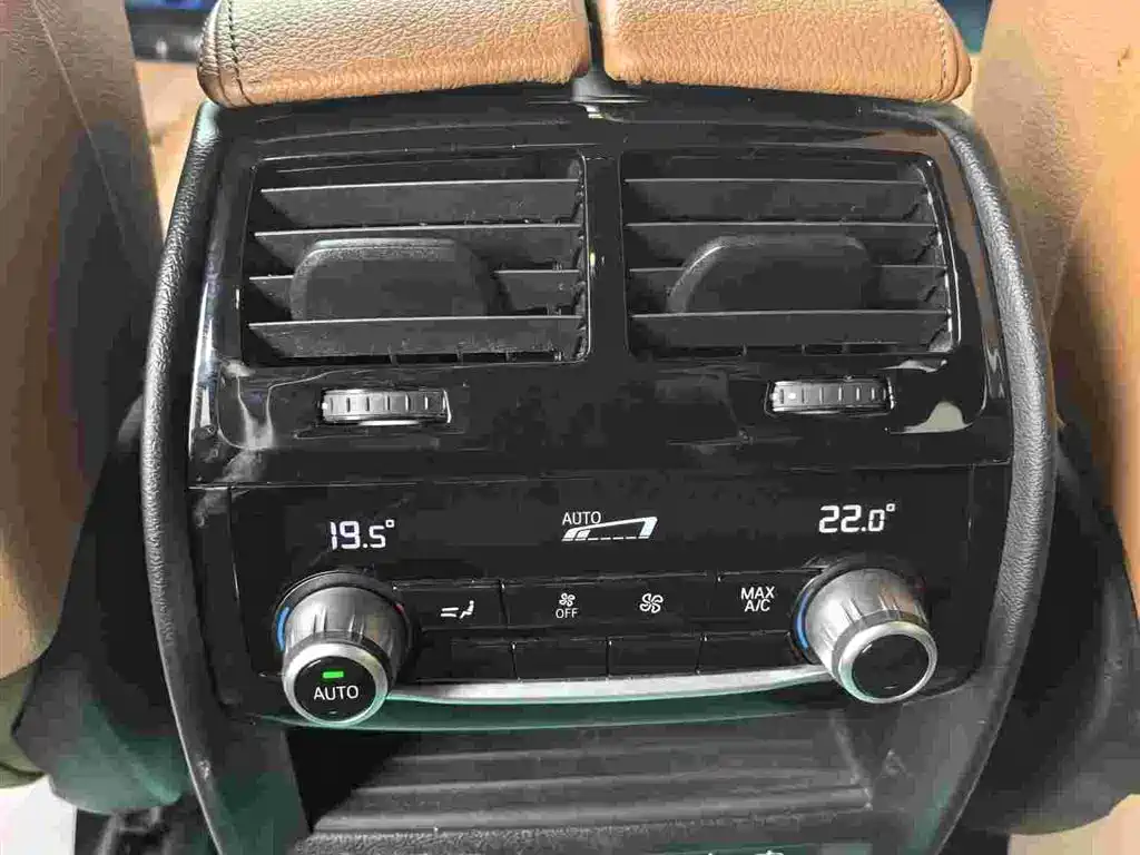 BMW 6 Series GT — фото 15