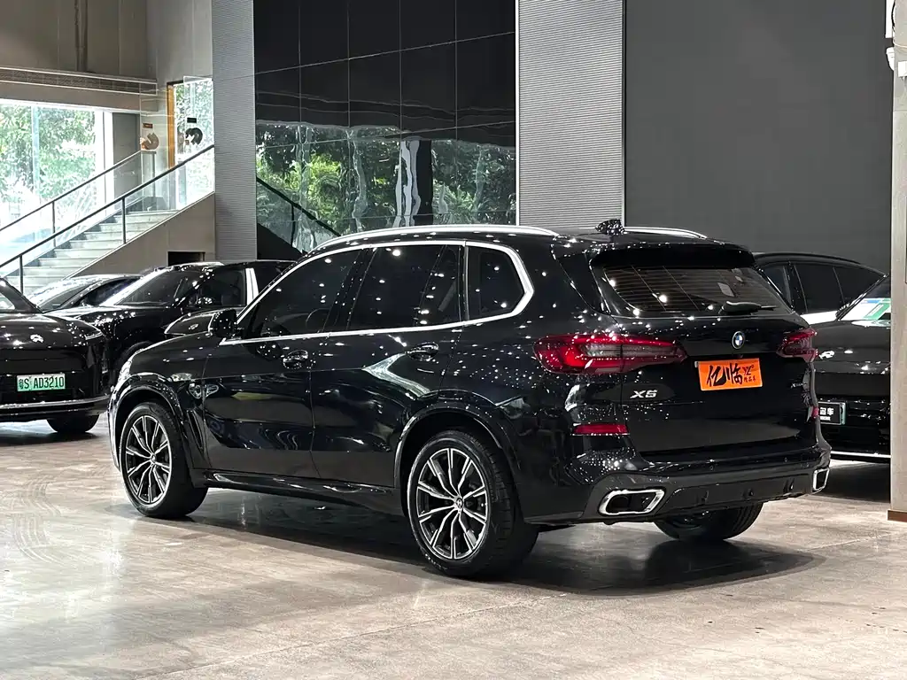BMW X5 (Import) — фото 13