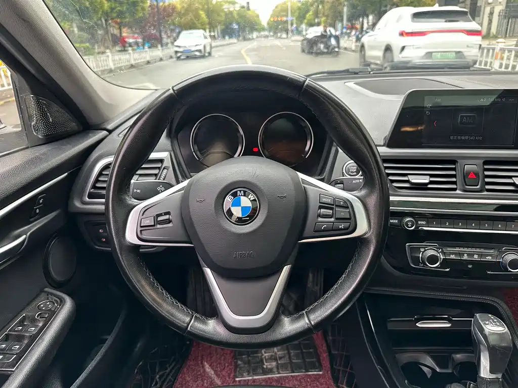 BMW 1 Series — фото 13