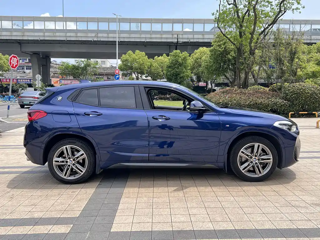 BMW X2 — фото 13