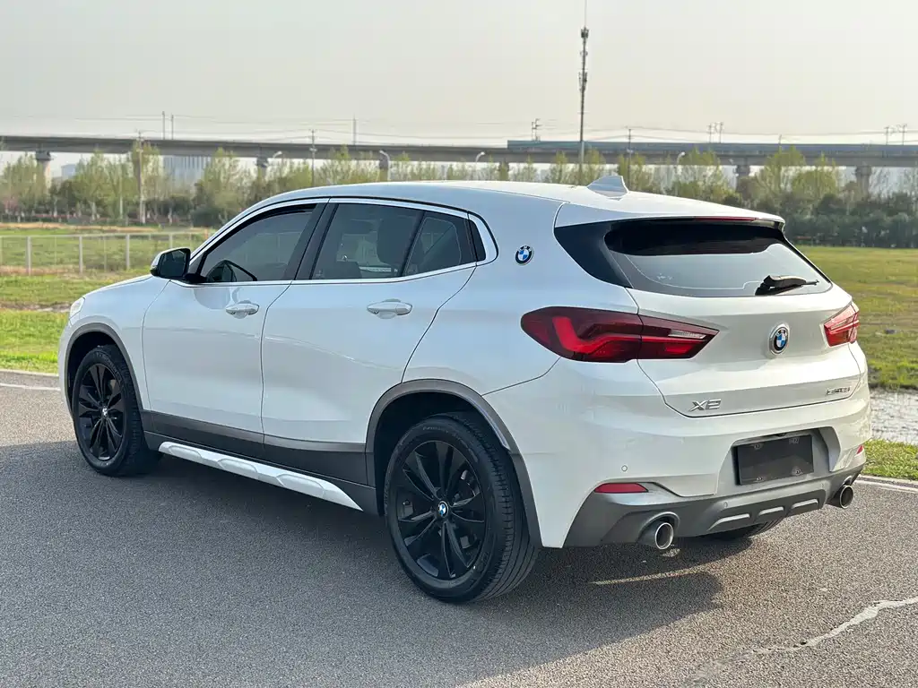 BMW X2 — фото 14