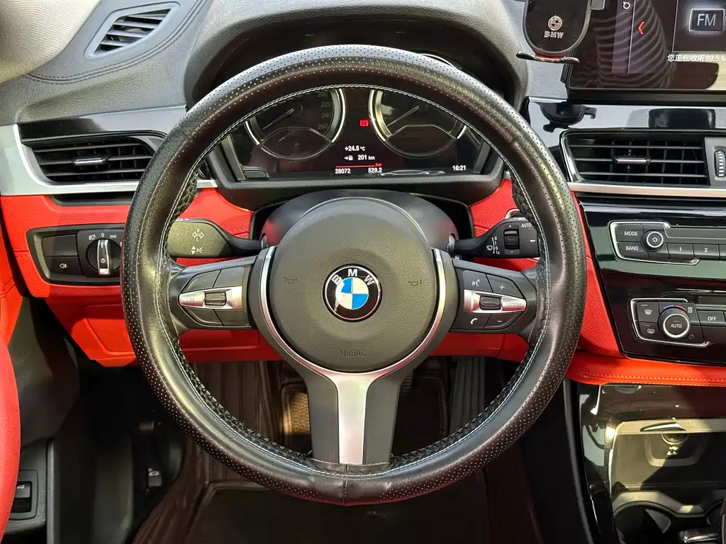 BMW X2 — фото 10