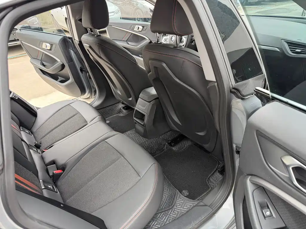BMW 2 Series (Import) — фото 21