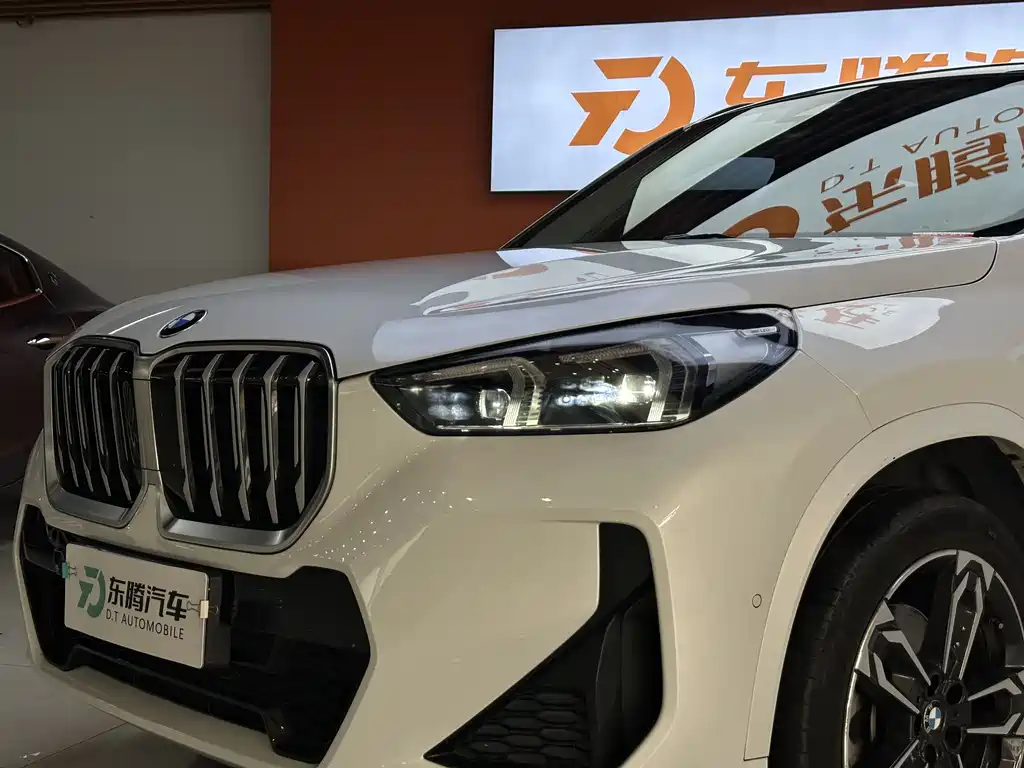 BMW X1 — фото 4