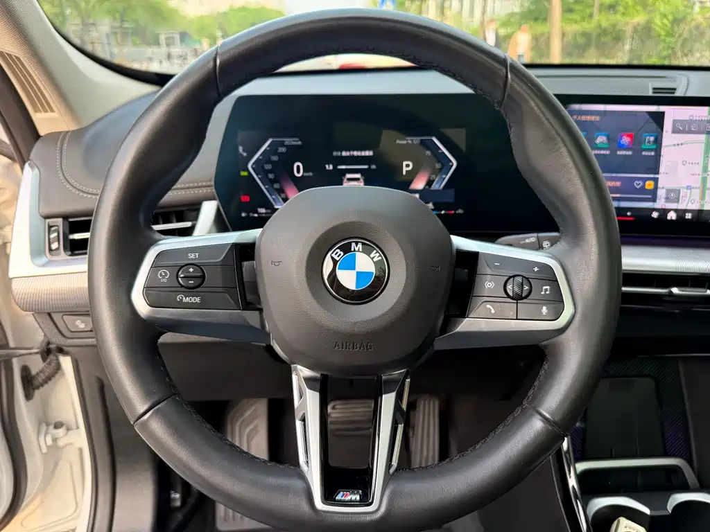 BMW X1 — фото 11