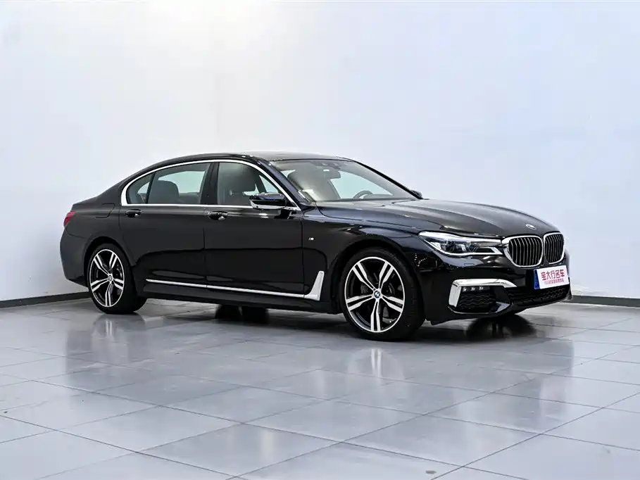 BMW 7 Series — фото 4