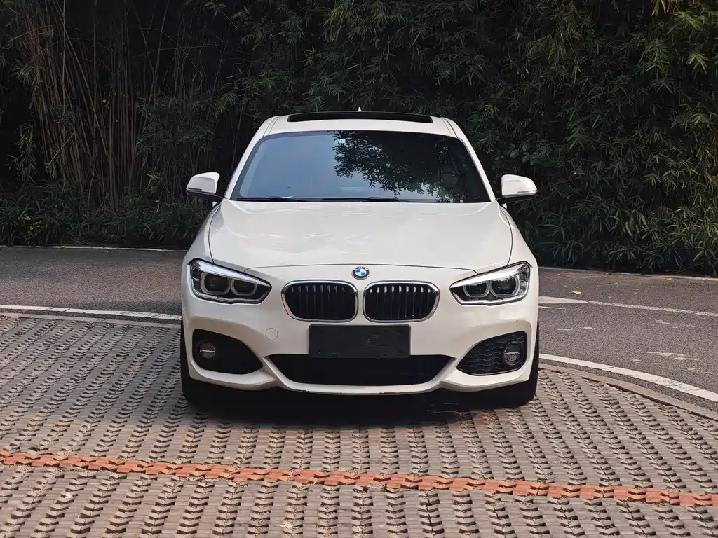BMW 1 Series (Import) — фото 2