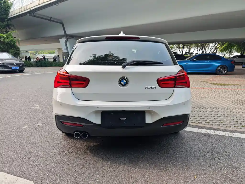 BMW 1 Series (Import) — фото 10