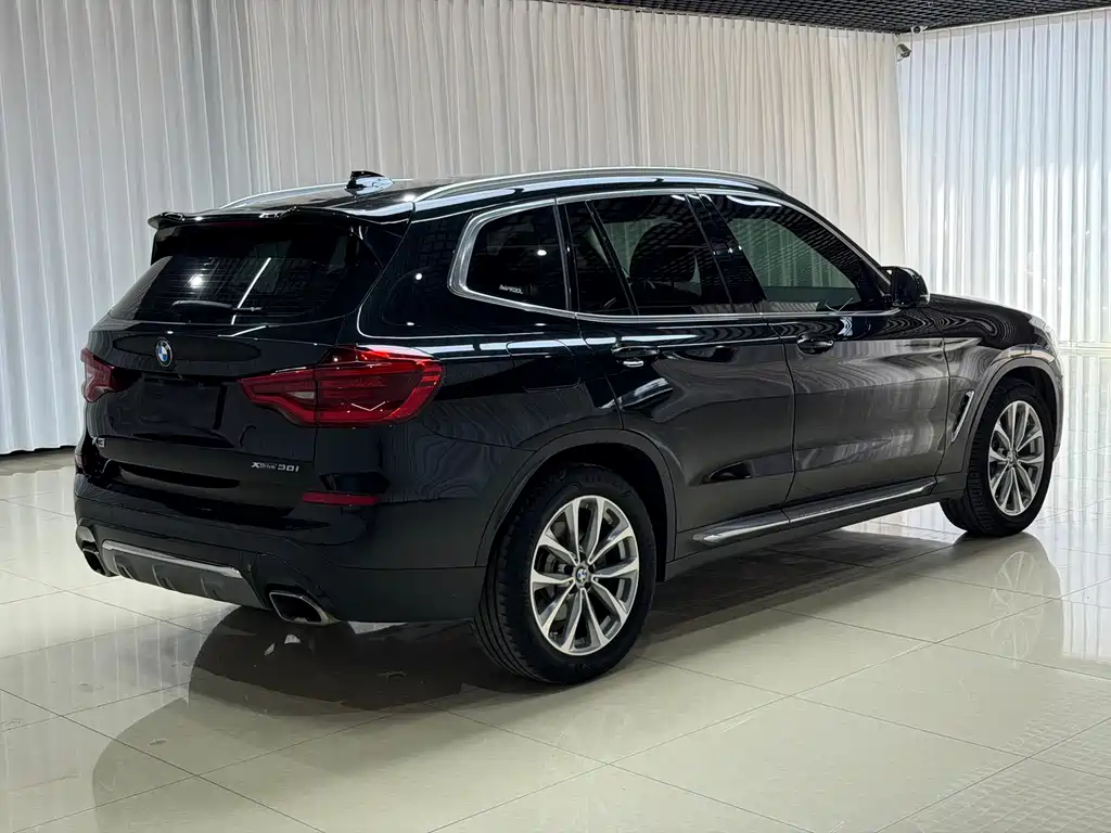 BMW X3 — фото 5