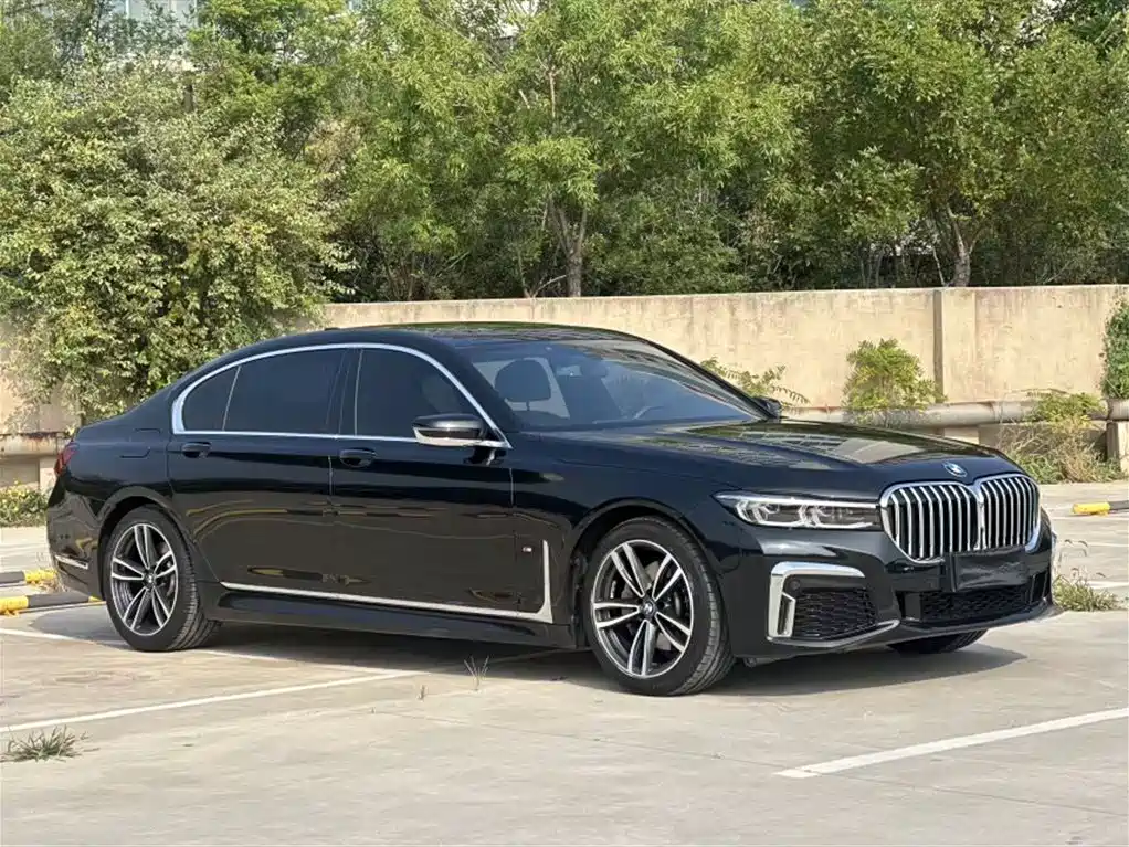 BMW 7 Series — фото 4
