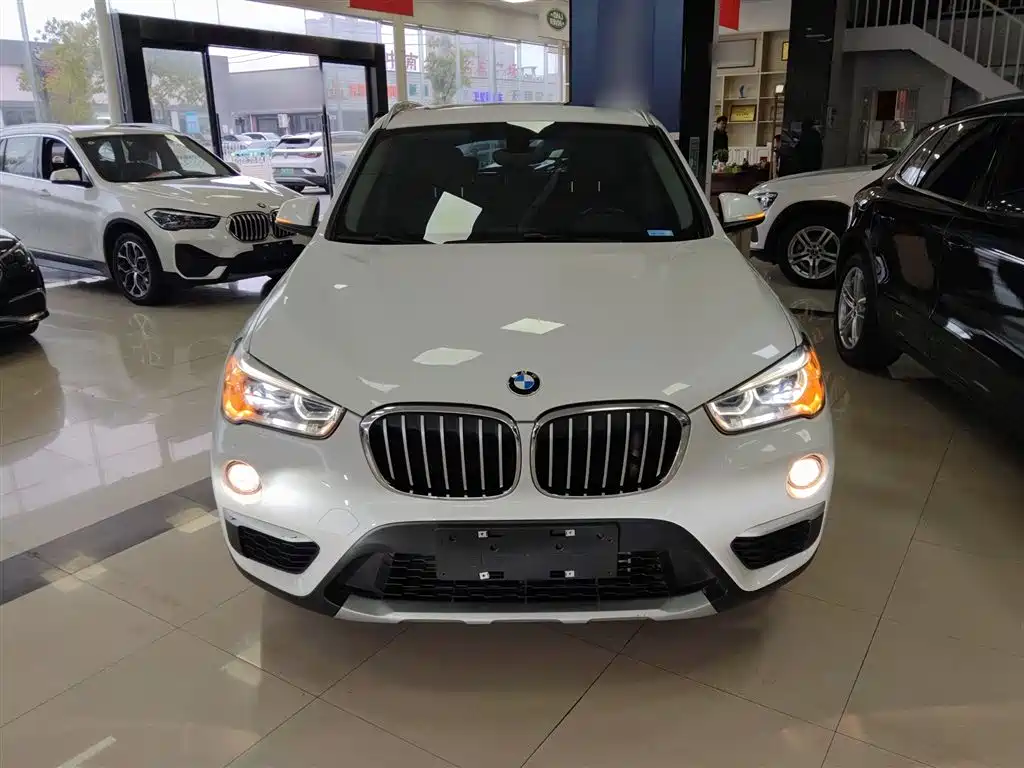 BMW X1 — фото 3
