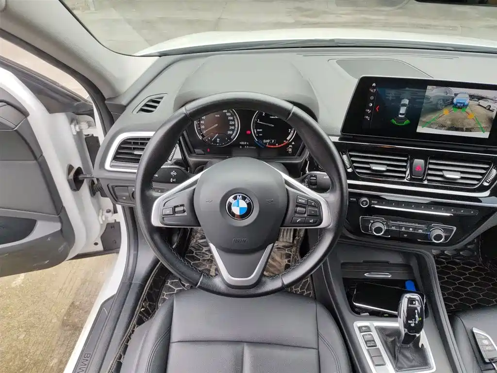 BMW 1 Series — фото 11