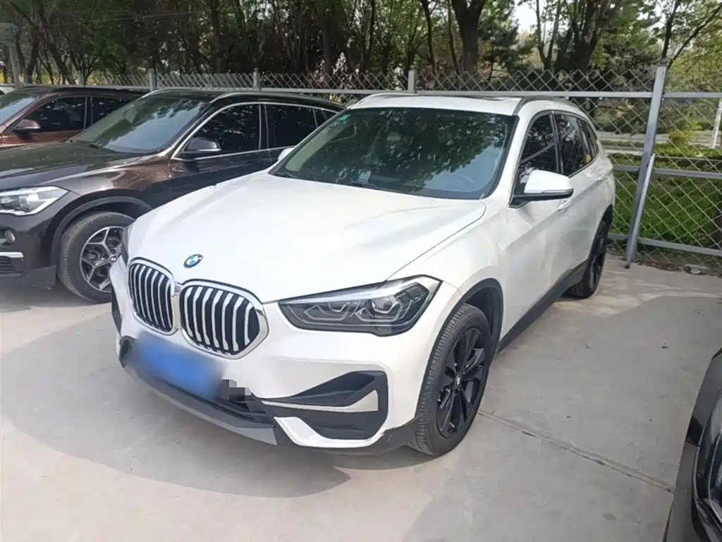 BMW X1 — фото 2