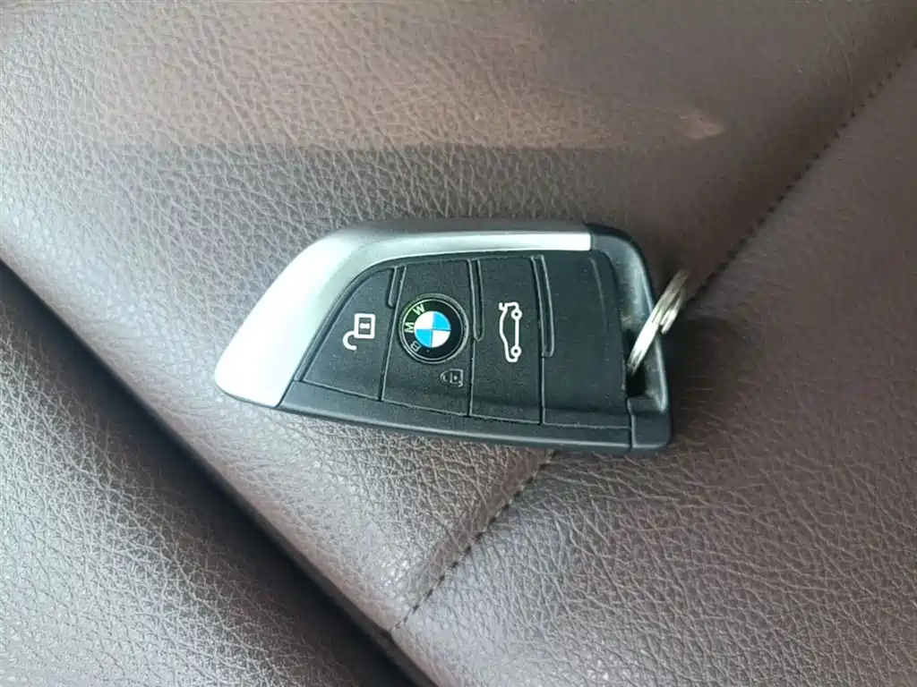 BMW X1 — фото 17