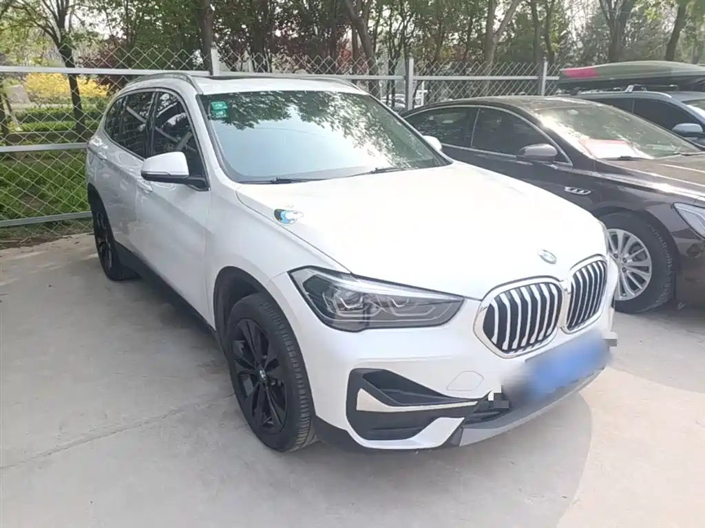 BMW X1 — фото 22