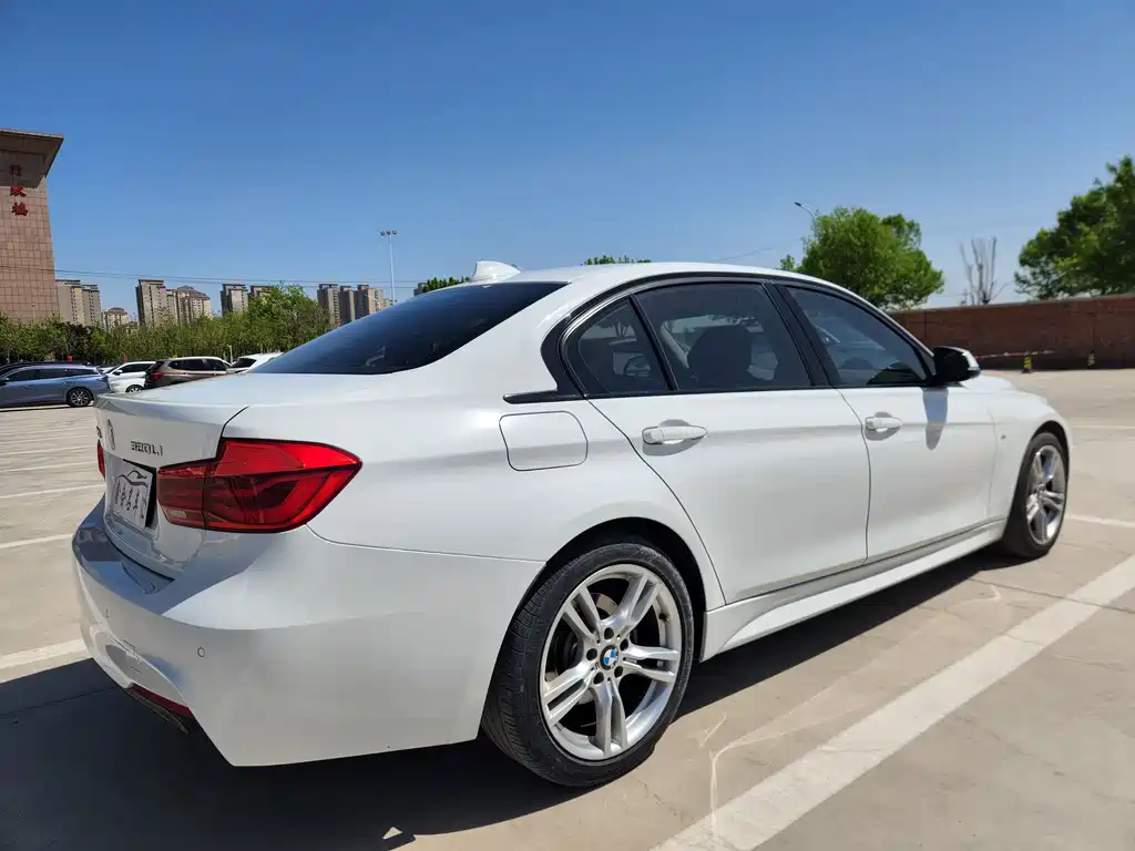 BMW 3 Series — фото 4