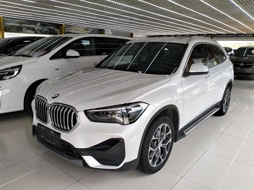 BMW X1 — фото 2