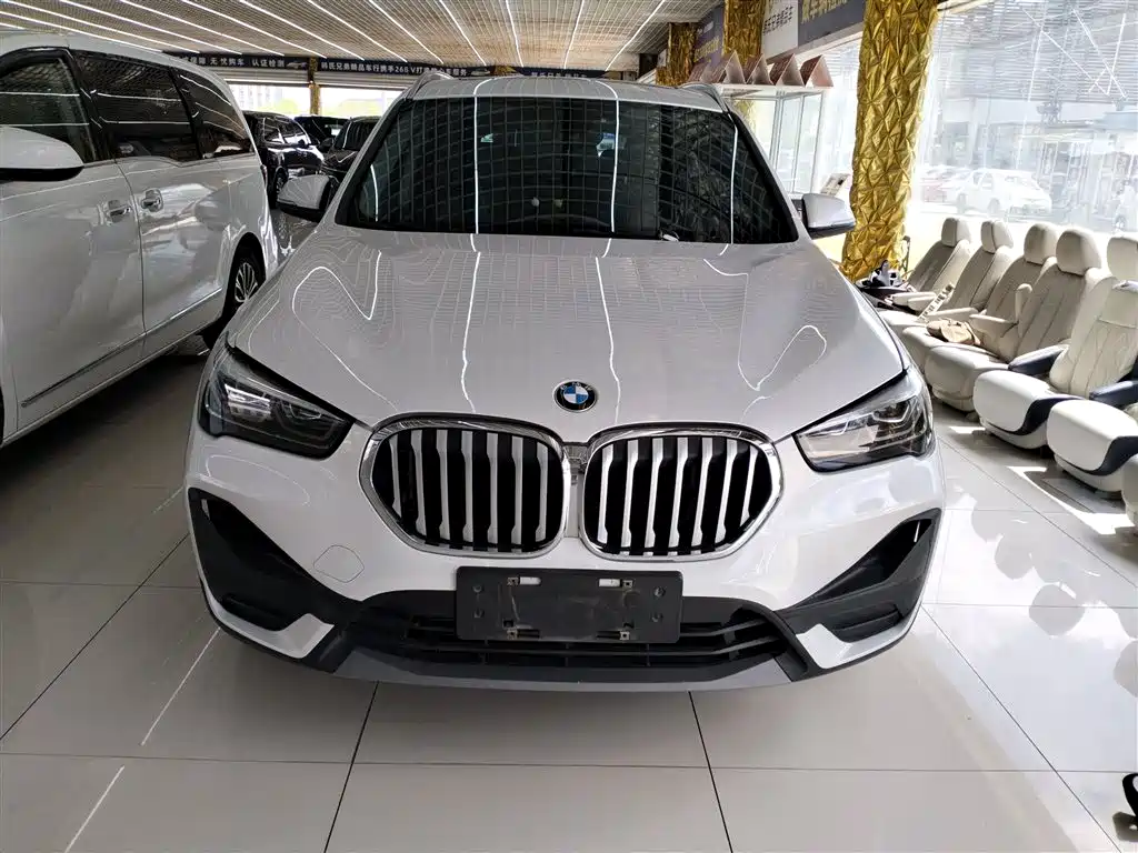 BMW X1 — фото 3