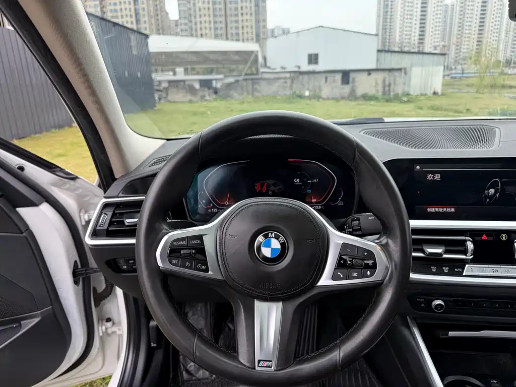 BMW 3 Series — фото 10