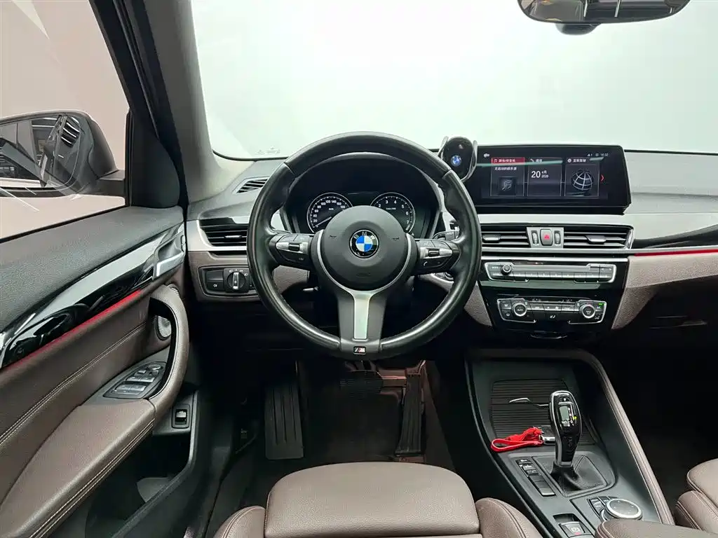 BMW X1 — фото 18