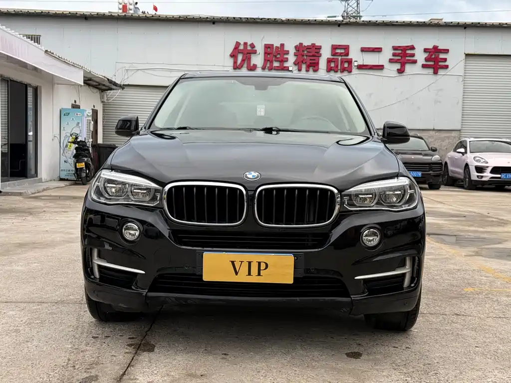 BMW X5 (Import) — фото 2
