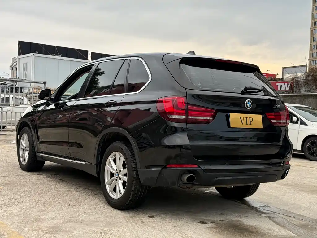BMW X5 (Import) — фото 6