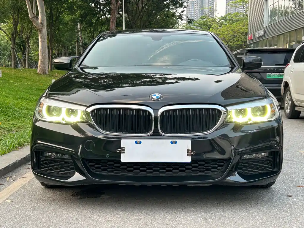 BMW 5 Series — фото 2