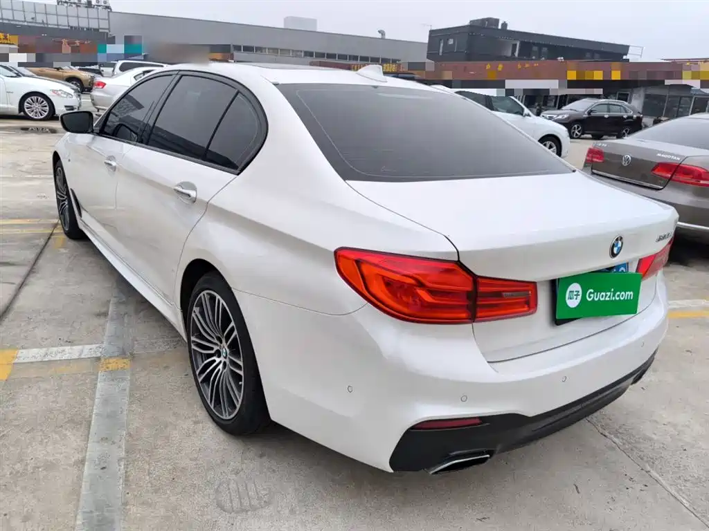 BMW 5 Series — фото 23