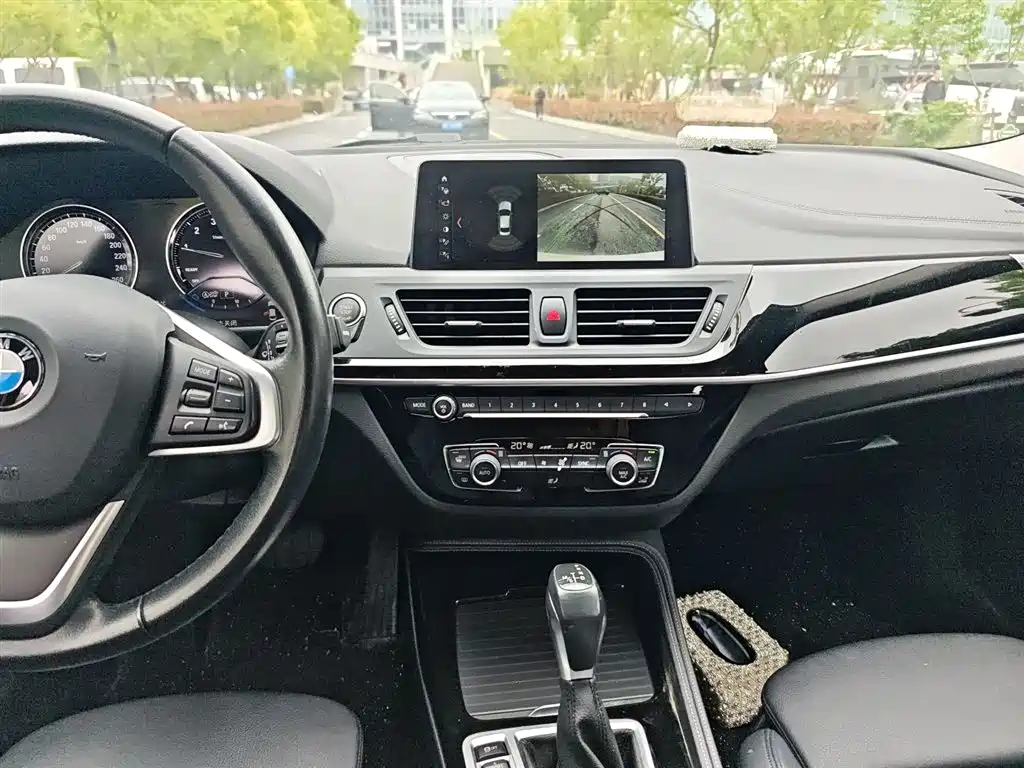 BMW 1 Series — фото 9