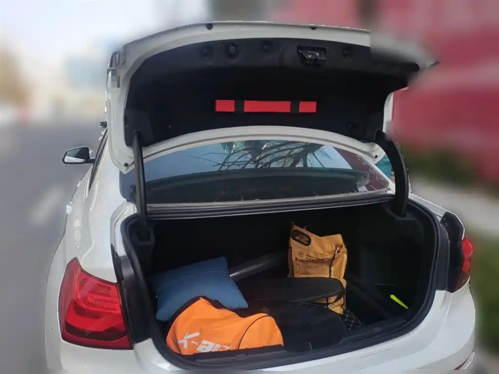 BMW 1 Series — фото 10