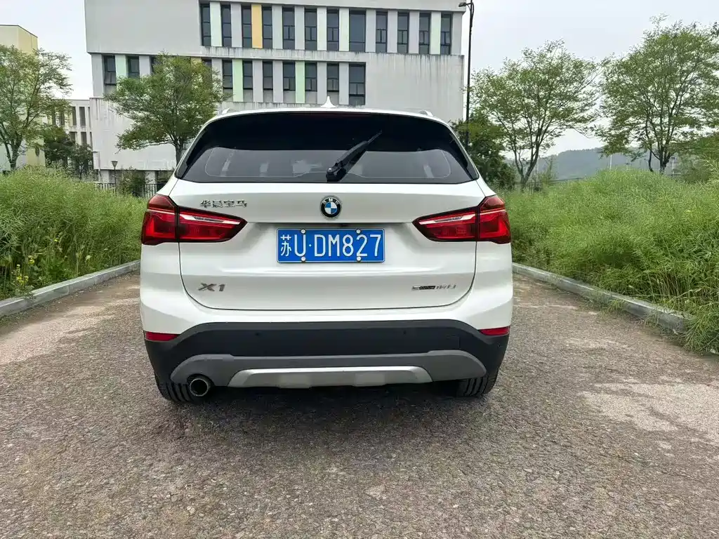 BMW X1 — фото 4
