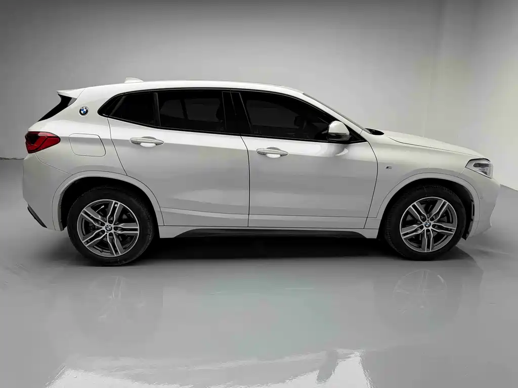 BMW X2 — фото 3