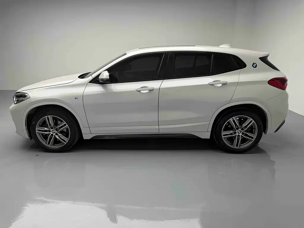 BMW X2 — фото 6