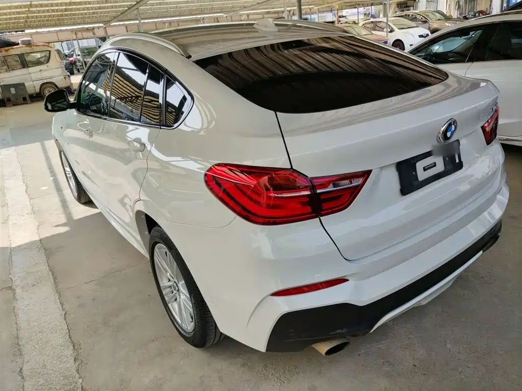 BMW X4 — фото 5
