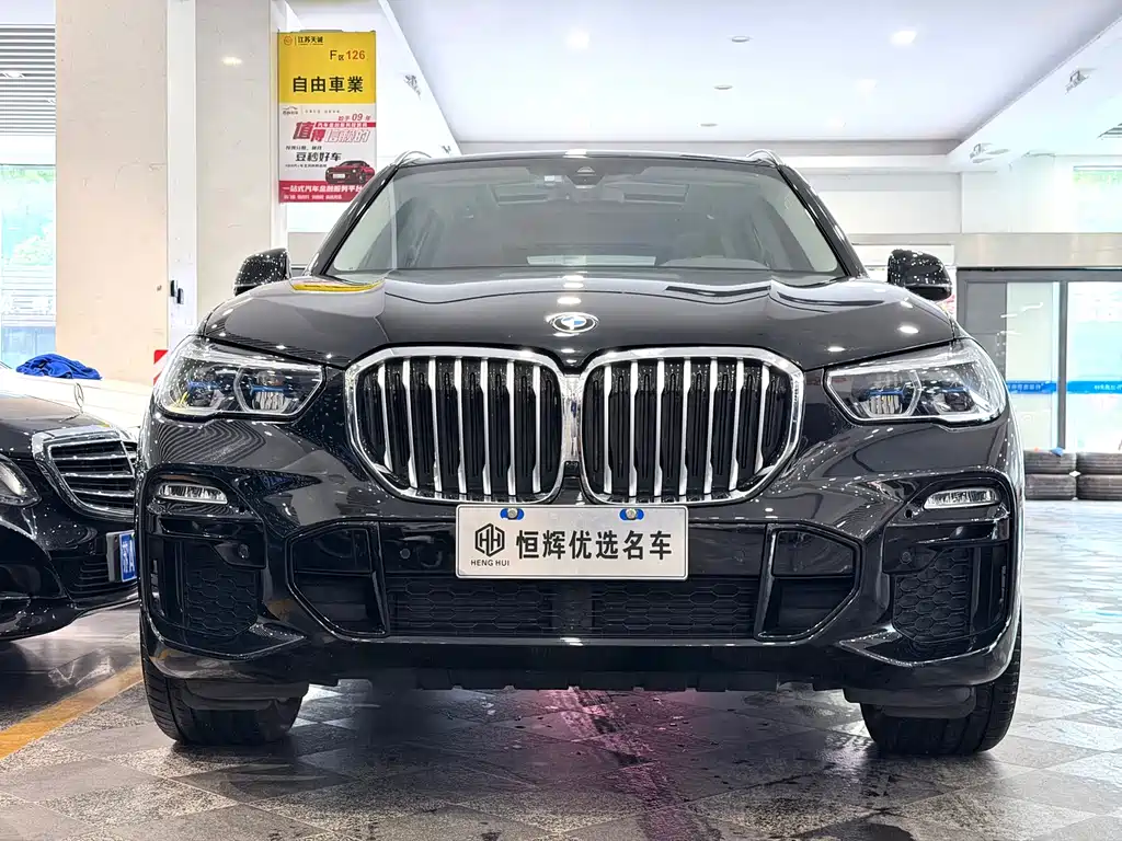 BMW X5 (Import) — фото 2