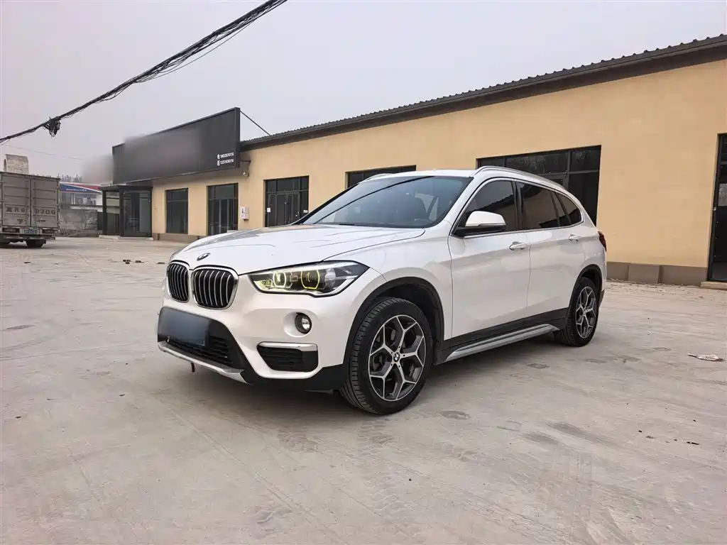 BMW X1 — фото 2