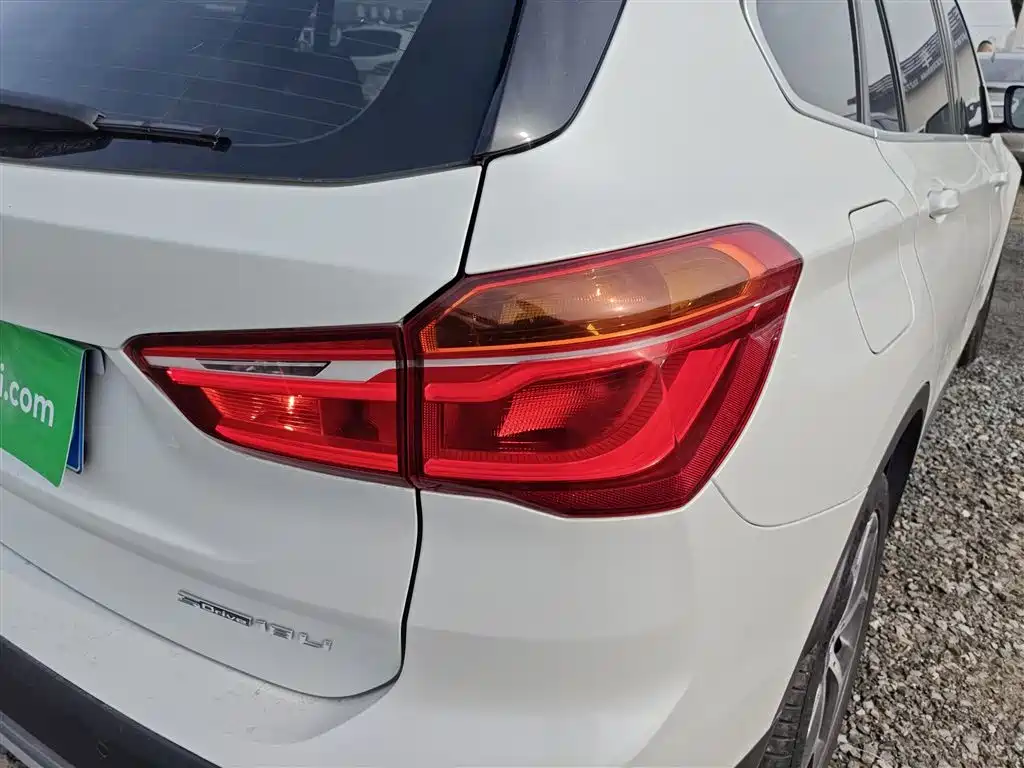 BMW X1 — фото 24
