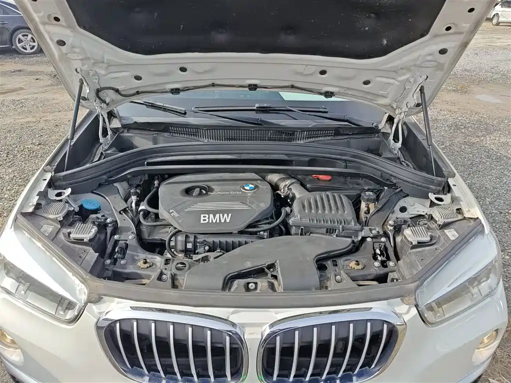 BMW X1 — фото 10