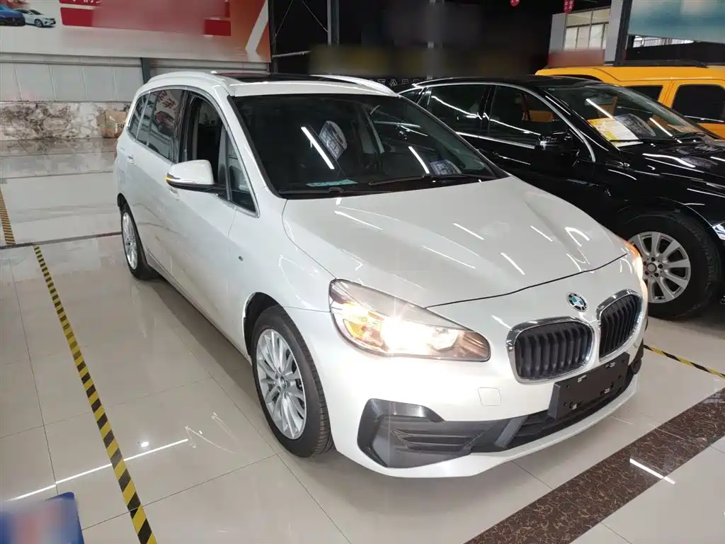 BMW 2 Series Gran Tourer — фото 4