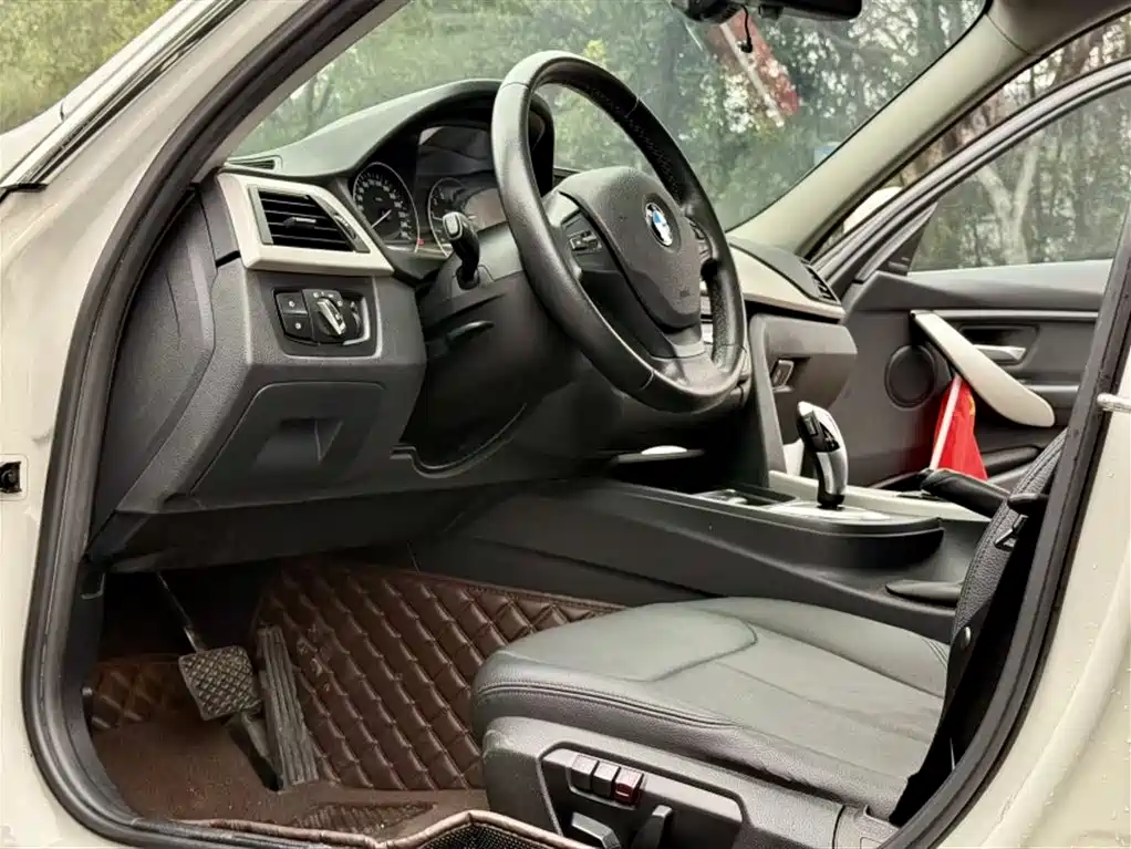 BMW 3 Series — фото 14